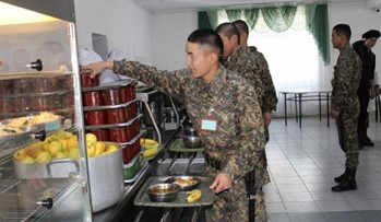 Әскери тамақтану (Сержант)