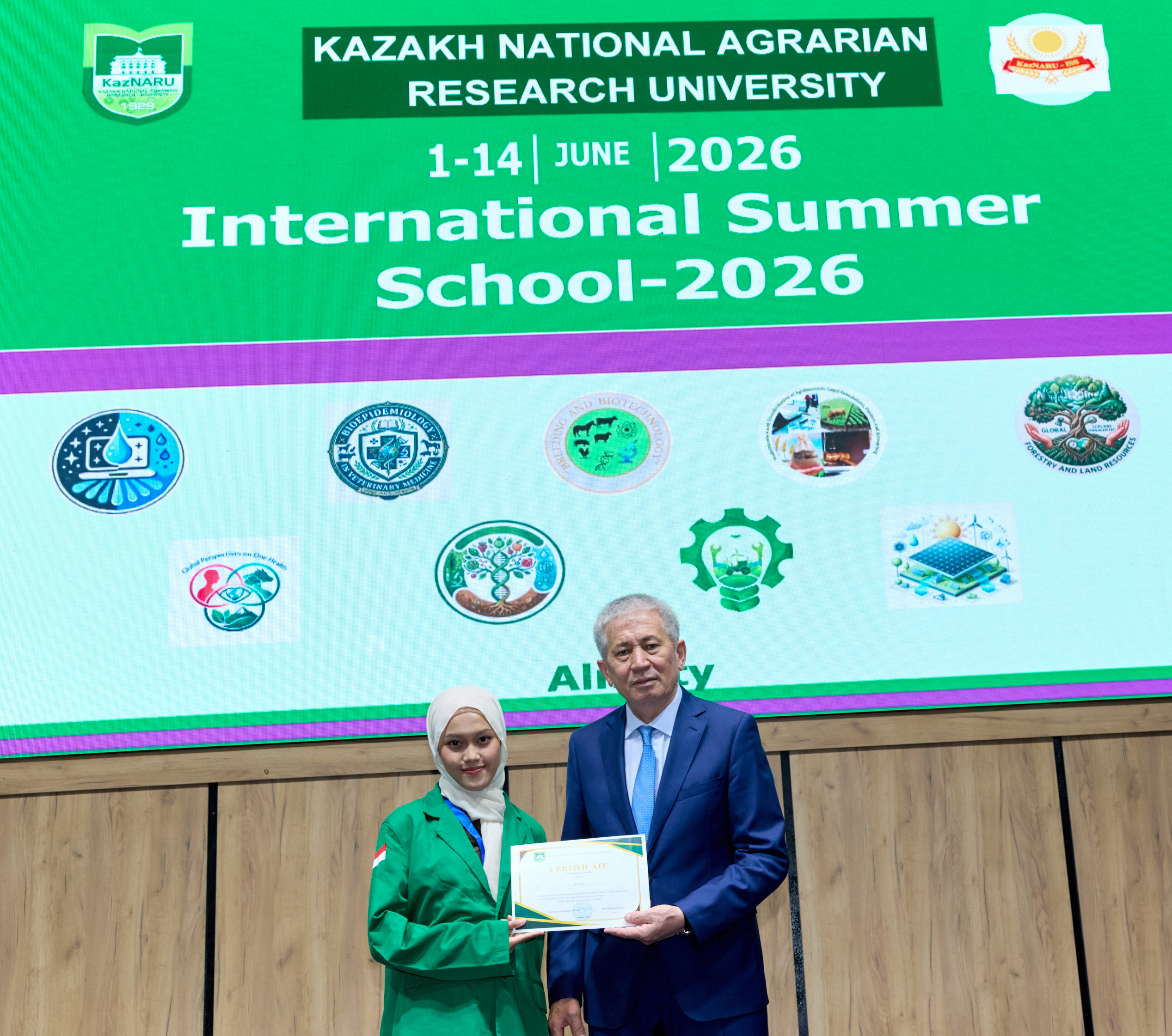 В KazNARU ЗАВЕРШИЛАСЬ МЕЖДУНАРОДНАЯ ЛЕТНЯЯ ШКОЛА – 2026