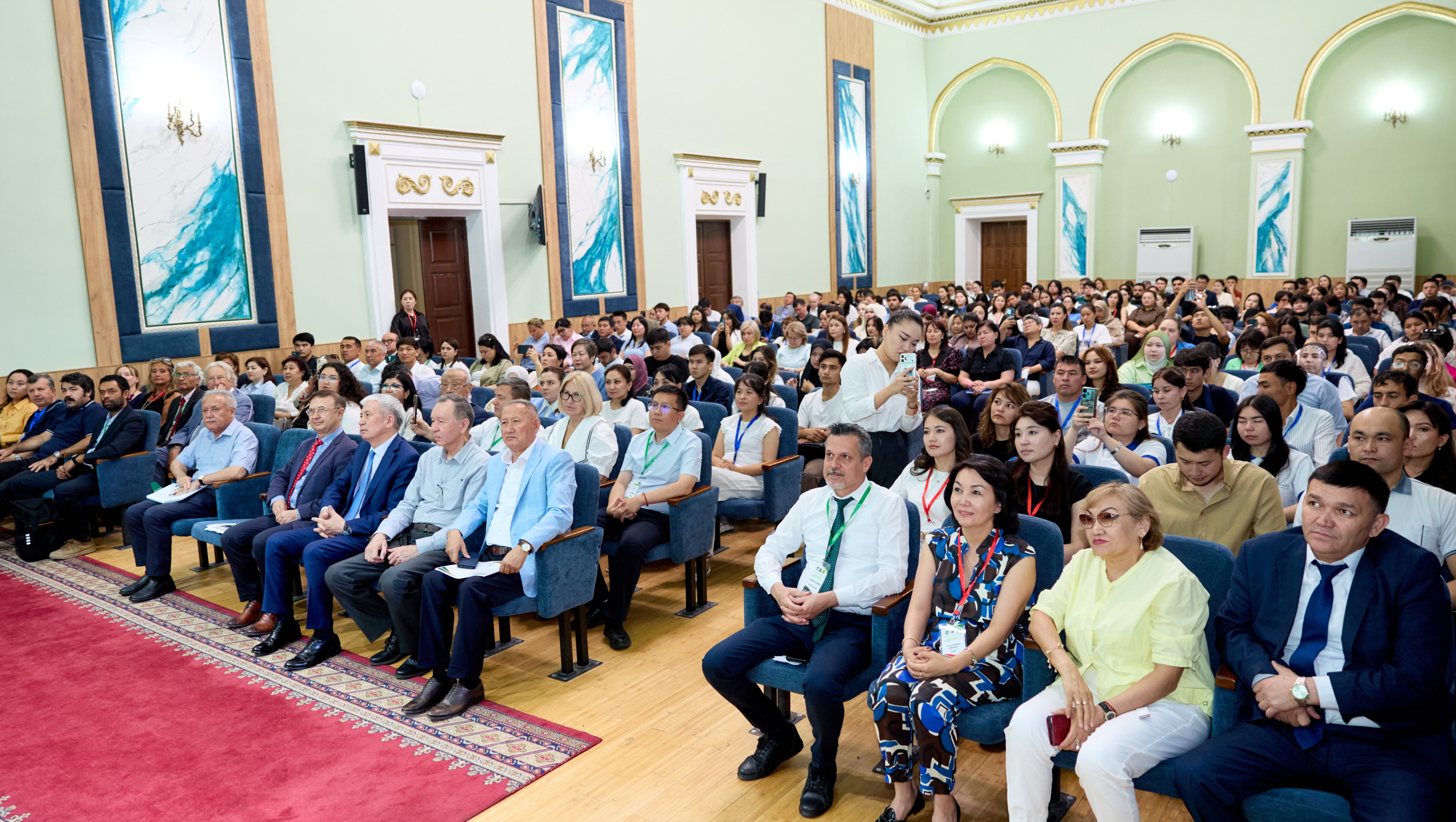 В KazNARU ЗАВЕРШИЛАСЬ МЕЖДУНАРОДНАЯ ЛЕТНЯЯ ШКОЛА – 2026