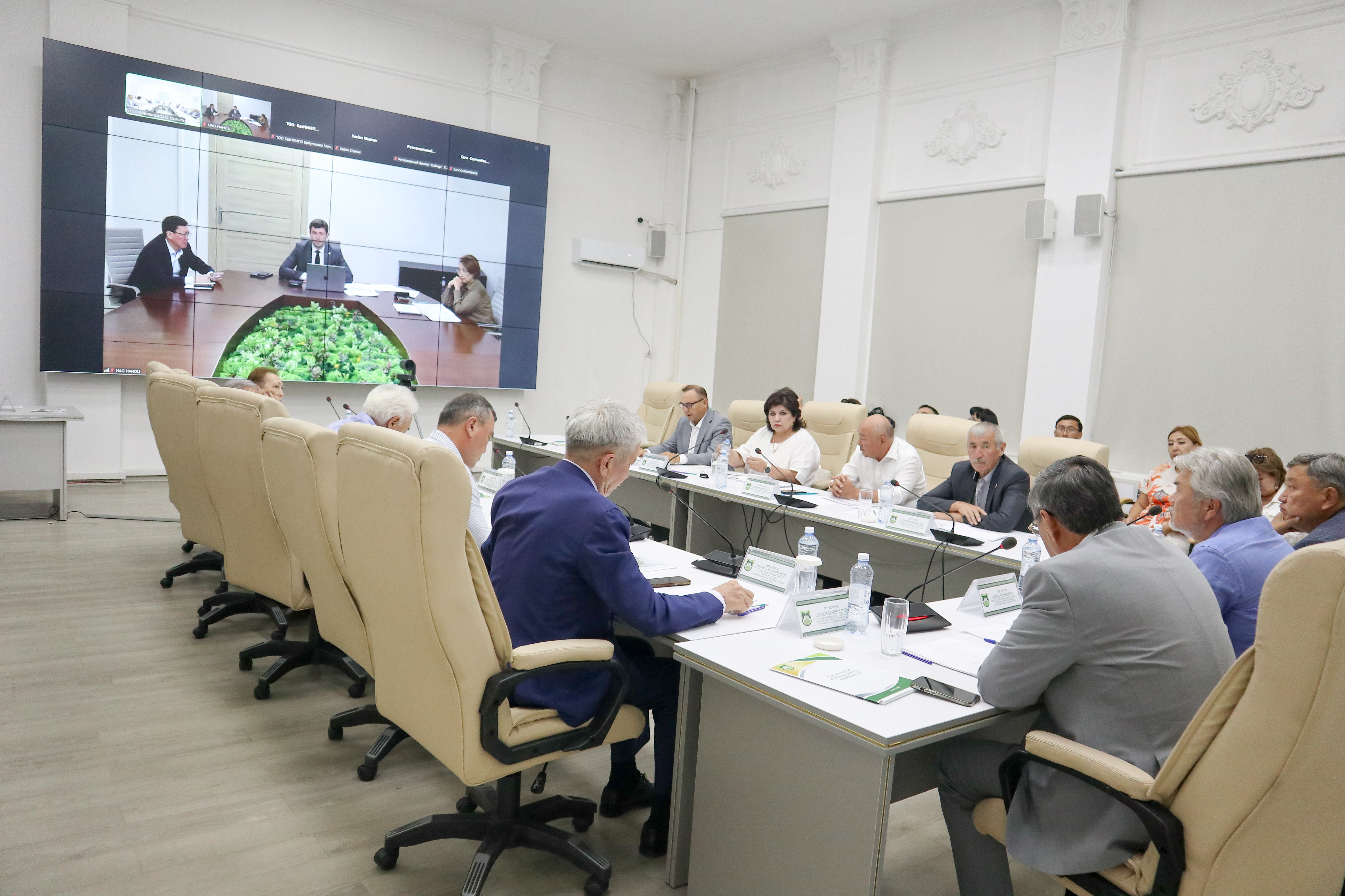KazNARU-да «ҰЛТТЫҚ АГРАРЛЫҚ ҒЫЛЫМИ-БІЛІМ БЕРУ ОРТАЛЫҒЫ» КЕАҚ ДИРЕКТОРЛАР КЕҢЕСІНІҢ ОТЫРЫСЫ ӨТТІ